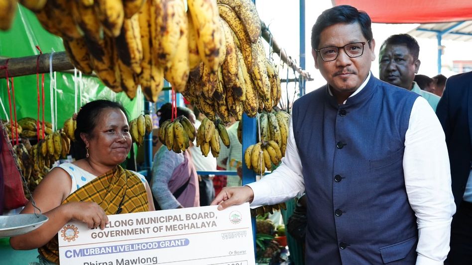 Meghalaya CM reviews Polo vendors' relocation, rolls out livelihood grants Meghalaya CM reviews Polo vendors' relocation, rolls out livelihood grants