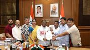 Assam Congress delegation urges Governor to declare flood, erosion crisis a ‘national problem’ Assam Congress delegation urges Governor to declare flood, erosion crisis a ‘national problem’