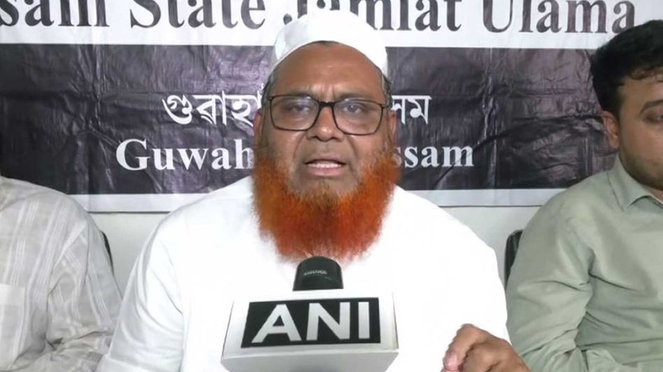 AIUDF leader Rafiqul Islam seeks identity cards for 3.11 crore NRC-listed people in Assam AIUDF leader Rafiqul Islam seeks identity cards for 3.11 crore NRC-listed people in Assam