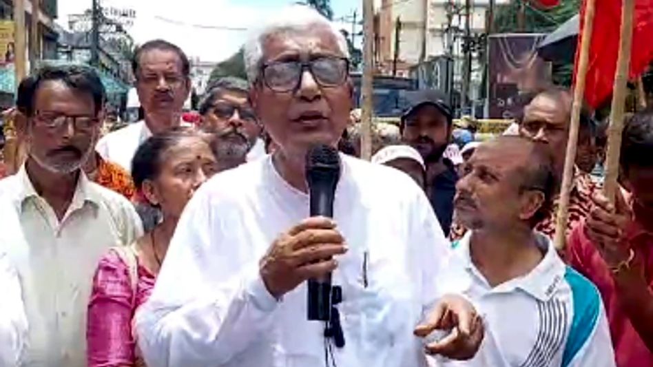 Filing cases shows government’s weakness, cannot subdue us: Former Tripura CM Manik Sarkar Filing cases shows government’s weakness, cannot subdue us: Former Tripura CM Manik Sarkar