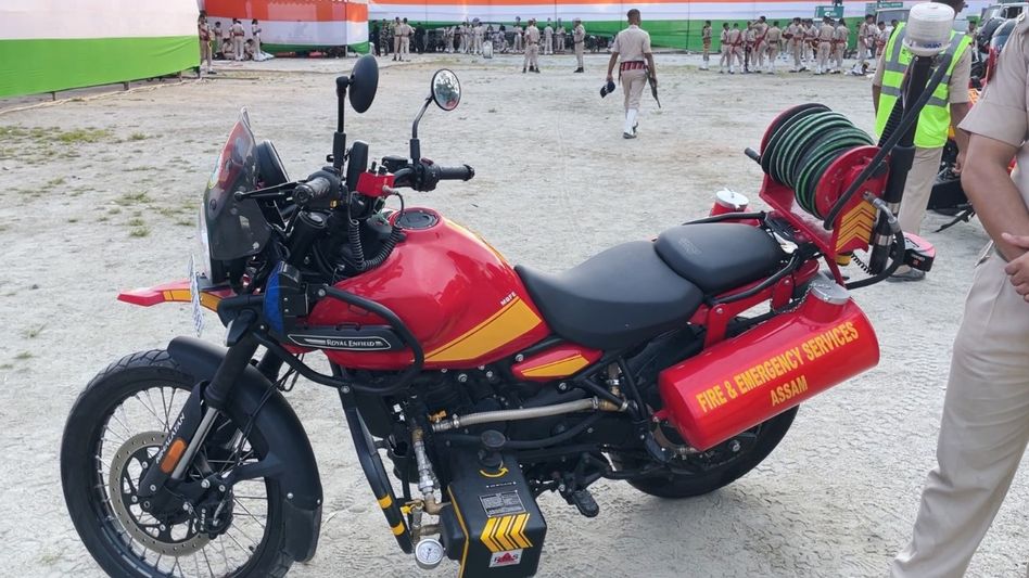 Assam’s Firefighting Bike: A New Weapon Against Fires in Remote Areas Assam’s Firefighting Bike: A New Weapon Against Fires in Remote Areas