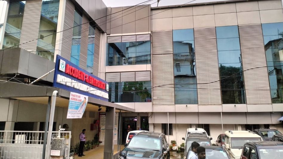 Guwahati Hospital ordered to pay Rs 5.65 lakh compensation in medical negligence case Guwahati Hospital ordered to pay Rs 5.65 lakh compensation in medical negligence case