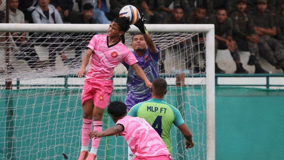 Meghalaya Police stun defending champions Langsning 2-1 in Shillong Premier League Meghalaya Police stun defending champions Langsning 2-1 in Shillong Premier League
