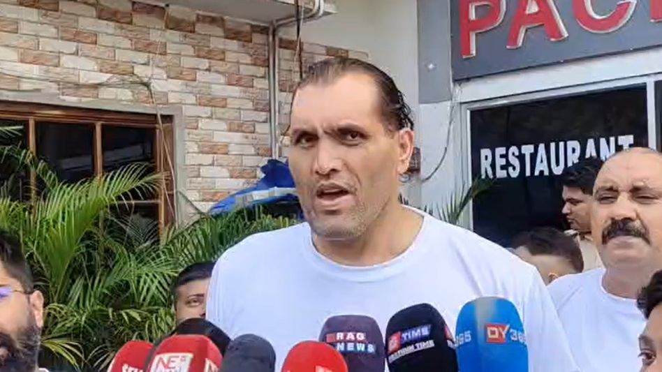 WWE Star The Great Khali arrives in Assam to extend support to flood-affected people WWE Star The Great Khali arrives in Assam to extend support to flood-affected people