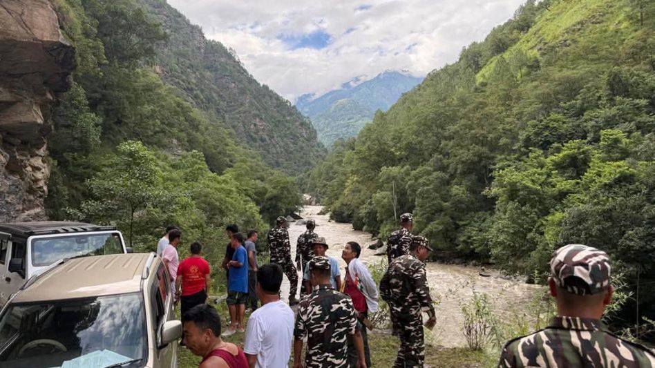 Arunachal: 29-year-old swept away in Nyamjangchu River, search underway Arunachal: 29-year-old swept away in Nyamjangchu River, search underway