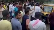 Assam vehicles turned back from Meghalaya despite assurance of safe passage Assam vehicles turned back from Meghalaya despite assurance of safe passage