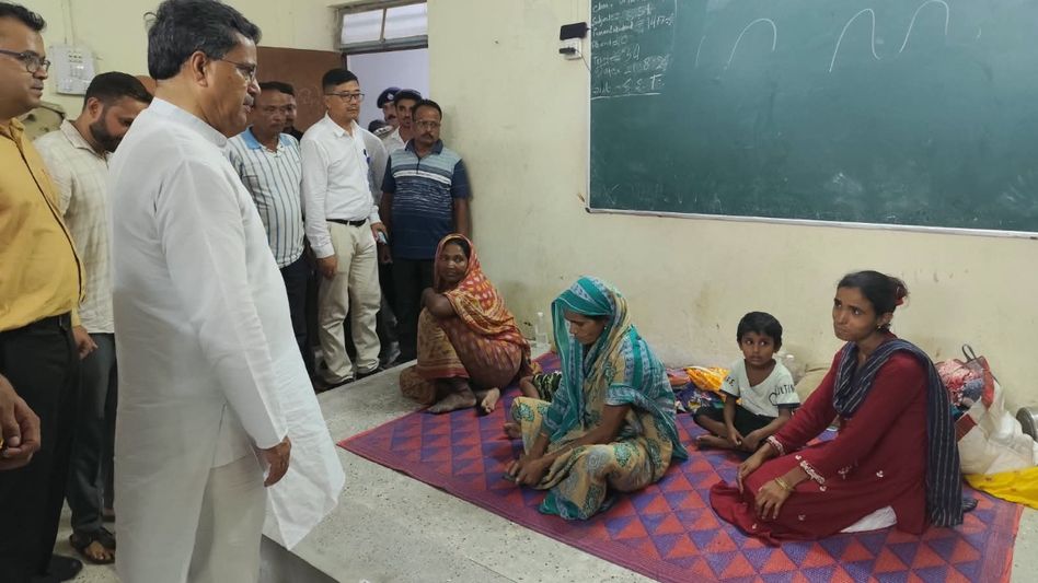 Tripura CM visits flood affected areas, relief camps; says Government working on permanent solution to flood problem Tripura CM visits flood affected areas, relief camps; says Government working on permanent solution to flood problem