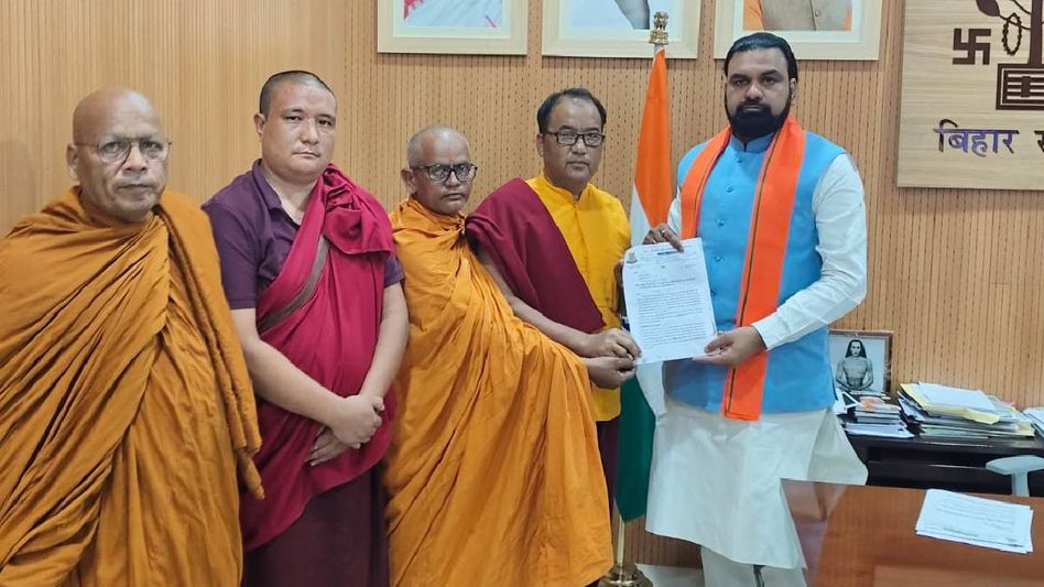 Bihar CM assures review as Buddhist forum seeks full control over Mahabodhi Temple Bihar CM assures review as Buddhist forum seeks full control over Mahabodhi Temple