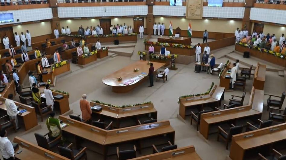 Three-day Tripura Assembly session to begin tomorrow, CM Manik Saha to make statement on DGP death Three-day Tripura Assembly session to begin tomorrow, CM Manik Saha to make statement on DGP death