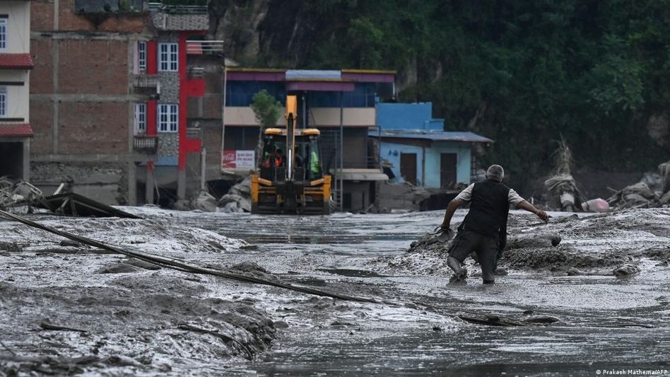 Nepal flood death toll rises to 270; over 800 missing as rescue operations continue Nepal flood death toll rises to 270; over 800 missing as rescue operations continue