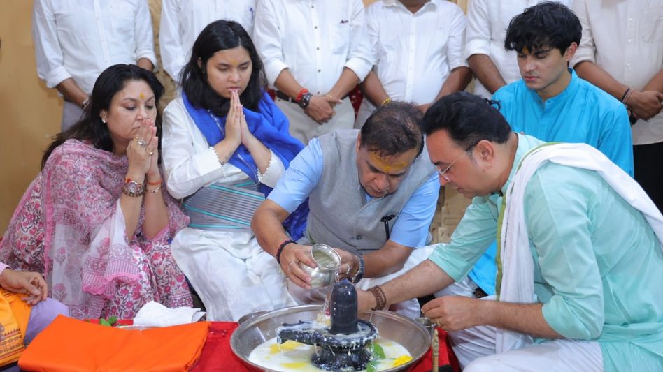 Assam CM visits Somnath Temple, hails development plans Assam CM visits Somnath Temple, hails development plans