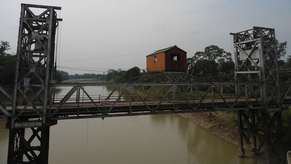 Assam's Dikhow River water level remains below danger mark at Bihubar: Authorities Assam's Dikhow River water level remains below danger mark at Bihubar: Authorities