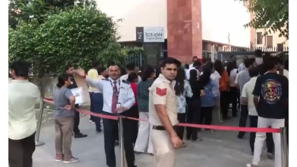 NEET PG 2026 begins with over 2.73 lakh medical graduates appearing across India NEET PG 2026 begins with over 2.73 lakh medical graduates appearing across India