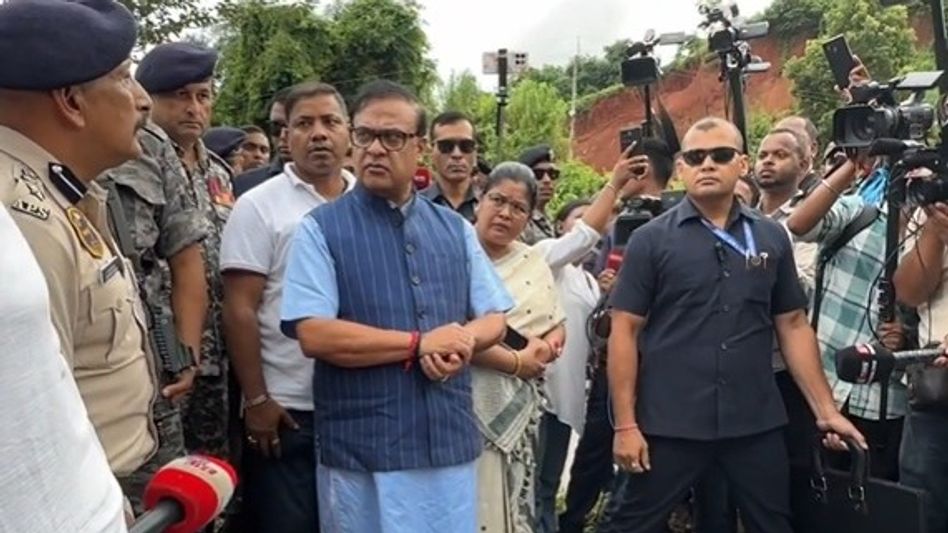Potholes, NHAI’s poor maintenance behind NH-27 crash that killed 7: Assam CM Potholes, NHAI’s poor maintenance behind NH-27 crash that killed 7: Assam CM