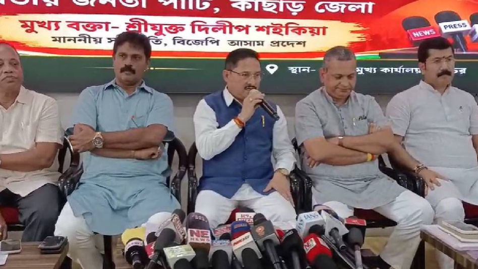 Assam: MP Dilip Saikia announces plans to tackle Silchar’s waterlogging, waste management and traffic under proposed measures Assam: MP Dilip Saikia announces plans to tackle Silchar’s waterlogging, waste management and traffic under proposed measures