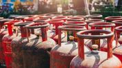 Government reduces LPG refill waiting period to 25 days for all consumers Government reduces LPG refill waiting period to 25 days for all consumers