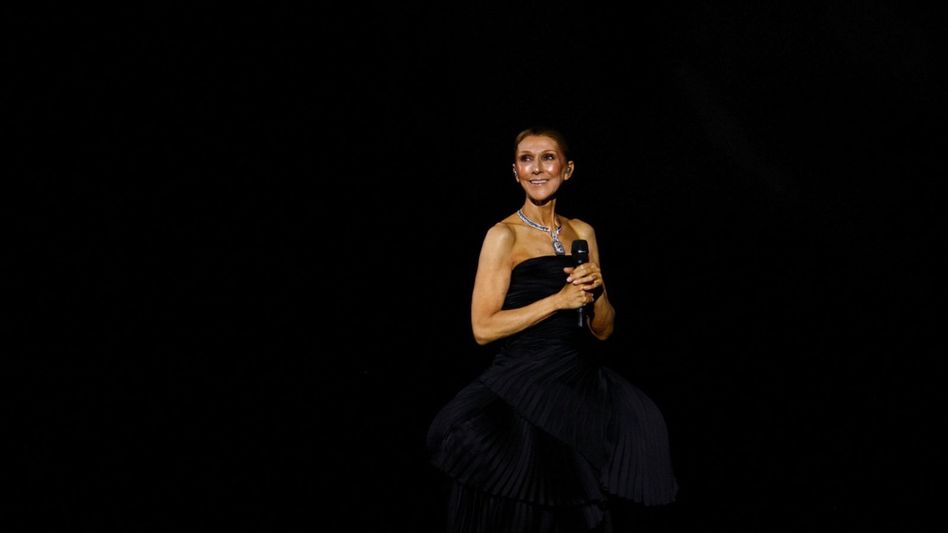 'I made a promise': Celine Dion fights back tears during first full concert in six years 'I made a promise': Celine Dion fights back tears during first full concert in six years