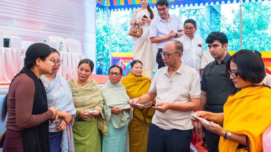 Manipur CM distributes PMFME subsidies to 2,835 beneficiaries Manipur CM distributes PMFME subsidies to 2,835 beneficiaries