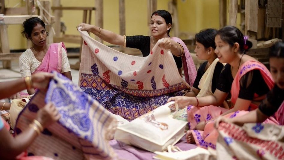 Assam: Dhemaji women’s cooperative records Rs 5.30 lakh bulk order for muga silk mekhela chadors Assam: Dhemaji women’s cooperative records Rs 5.30 lakh bulk order for muga silk mekhela chadors