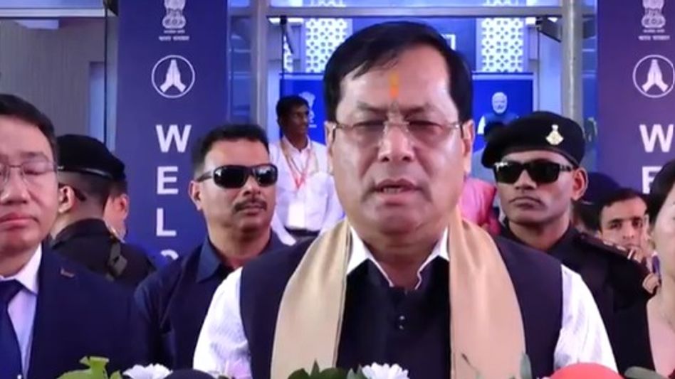 Sarbananda Sonowal pays tribute to Zubeen Garg in Guwahati, highlights statewide blood donation drive Sarbananda Sonowal pays tribute to Zubeen Garg in Guwahati, highlights statewide blood donation drive