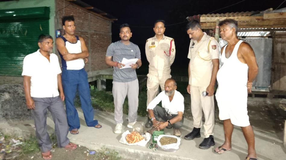 Shopkeeper detained with 859 grams of cannabis in Assam’s Kaliabor Shopkeeper detained with 859 grams of cannabis in Assam’s Kaliabor