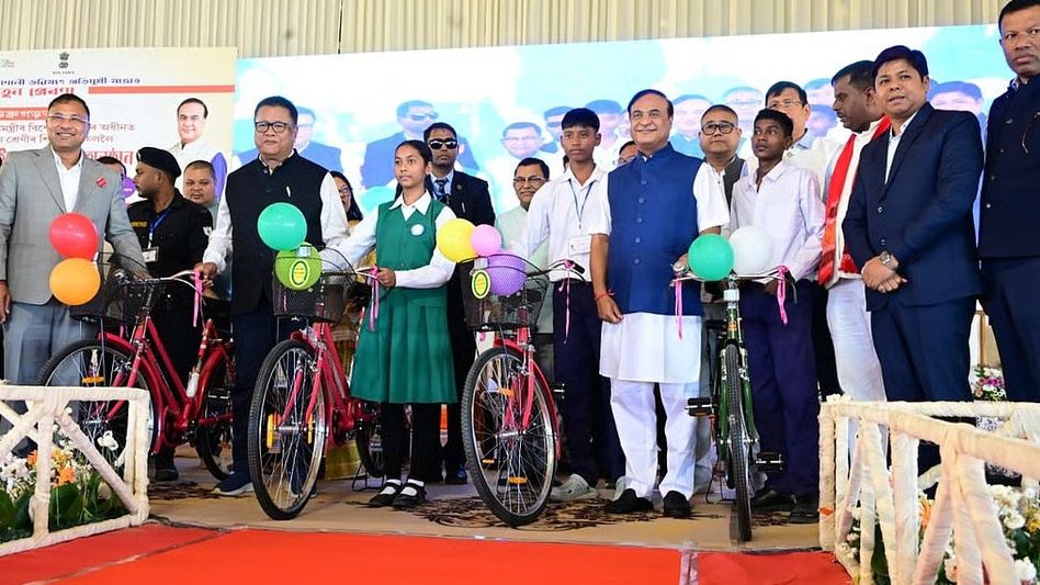 Assam to distribute over 3 lakh bicycles to class 9 students: Himanta Biswa Sarma Assam to distribute over 3 lakh bicycles to class 9 students: Himanta Biswa Sarma