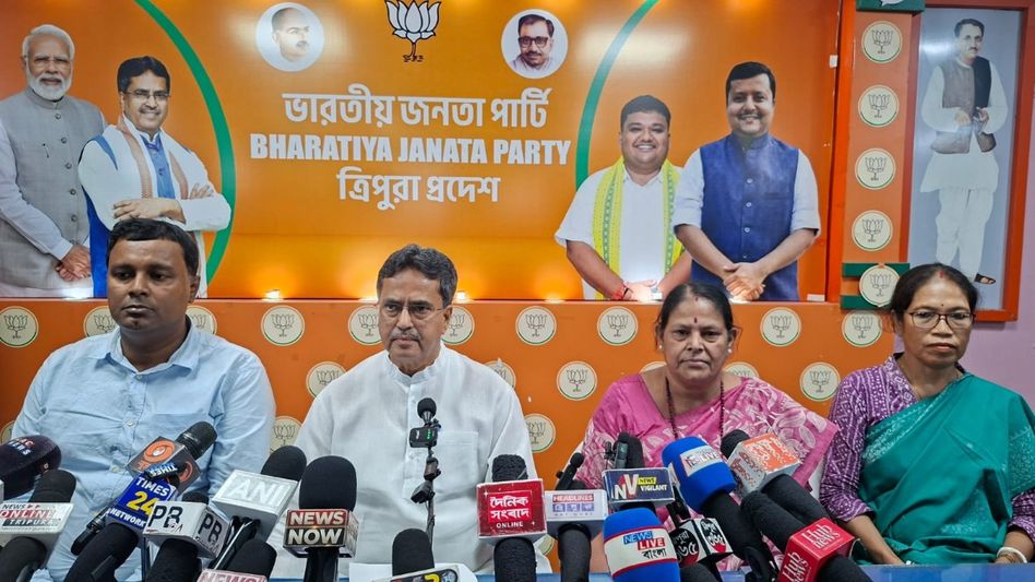 Opposition blames EVMs, EC after poll defeats, says Tripura CM Manik Saha Opposition blames EVMs, EC after poll defeats, says Tripura CM Manik Saha
