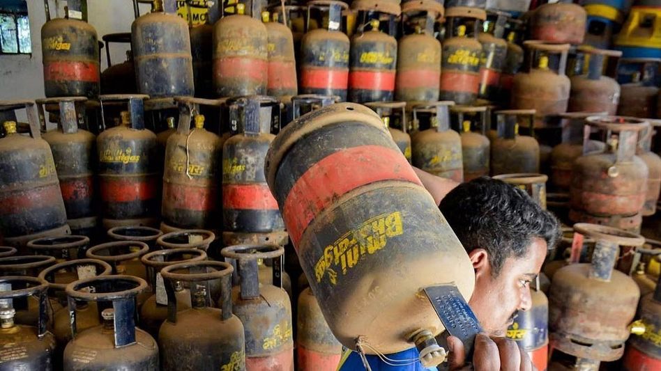 Commercial LPG cylinder prices hiked from October 1; domestic rates remain unchanged Commercial LPG cylinder prices hiked from October 1; domestic rates remain unchanged
