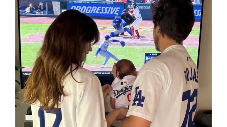 Dylan Sprouse and Barbara Palvin reveal newborn daughter’s name Dylan Sprouse and Barbara Palvin reveal newborn daughter’s name