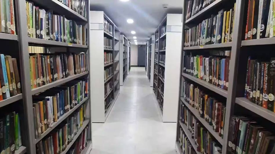 Guwahati to get 60 new libraries, one in each municipal ward: Himanta Biswa Sarma Guwahati to get 60 new libraries, one in each municipal ward: Himanta Biswa Sarma
