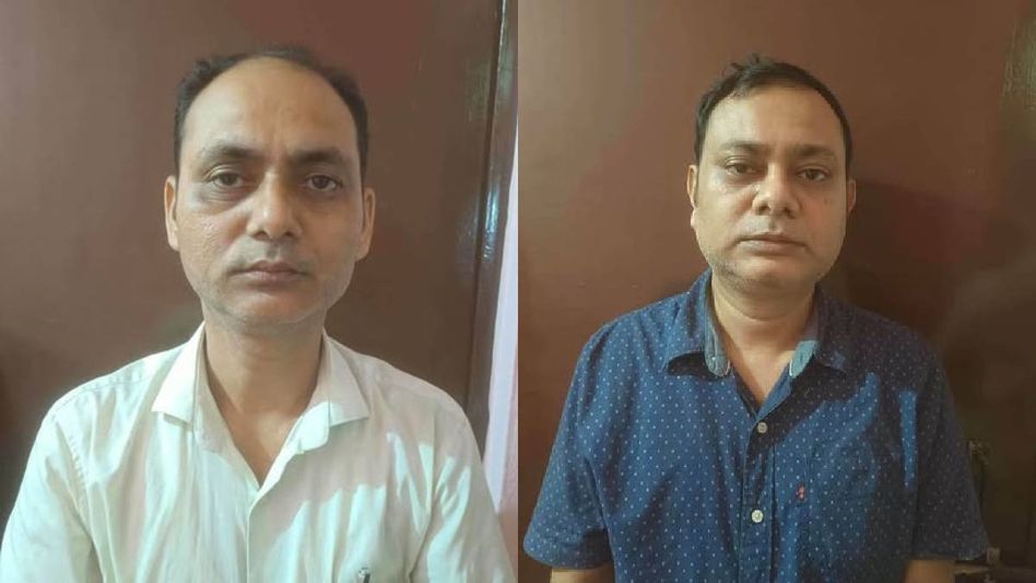 Assam: Two arrested in Guwahati over arson, loot and criminal conspiracy; 78 mobile phones, 74 rubber stamps, seized Assam: Two arrested in Guwahati over arson, loot and criminal conspiracy; 78 mobile phones, 74 rubber stamps, seized