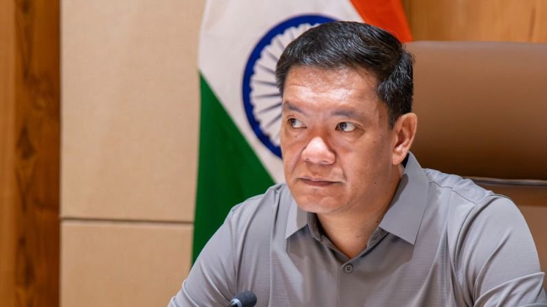 Arunachal CM chairs cabinet meeting, emphasises people-centric governance