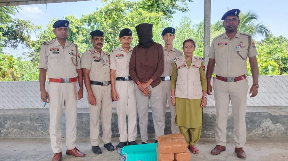 Tripura police seize 16.3 kg of suspected cannabis at Agartala railway station, arrest man Tripura police seize 16.3 kg of suspected cannabis at Agartala railway station, arrest man