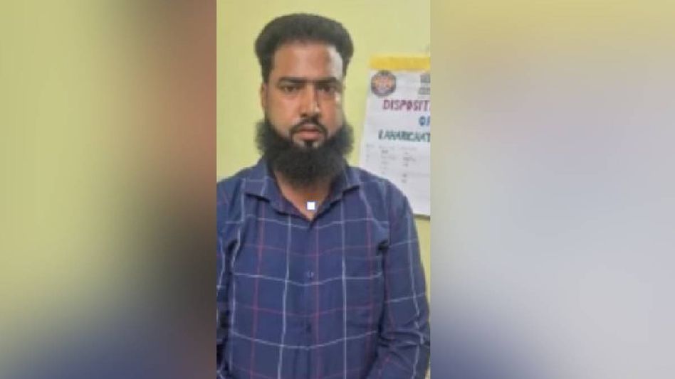 Madhya Pradesh police arrest 31-year-old man in Assam's Morigaon, recover 51 SIM cards, phones Madhya Pradesh police arrest 31-year-old man in Assam's Morigaon, recover 51 SIM cards, phones