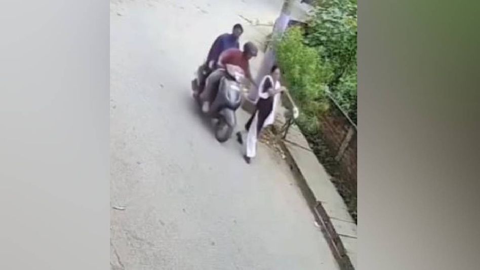 Guwahati: Two men accused of dragging woman during bag snatching shot by police Guwahati: Two men accused of dragging woman during bag snatching shot by police