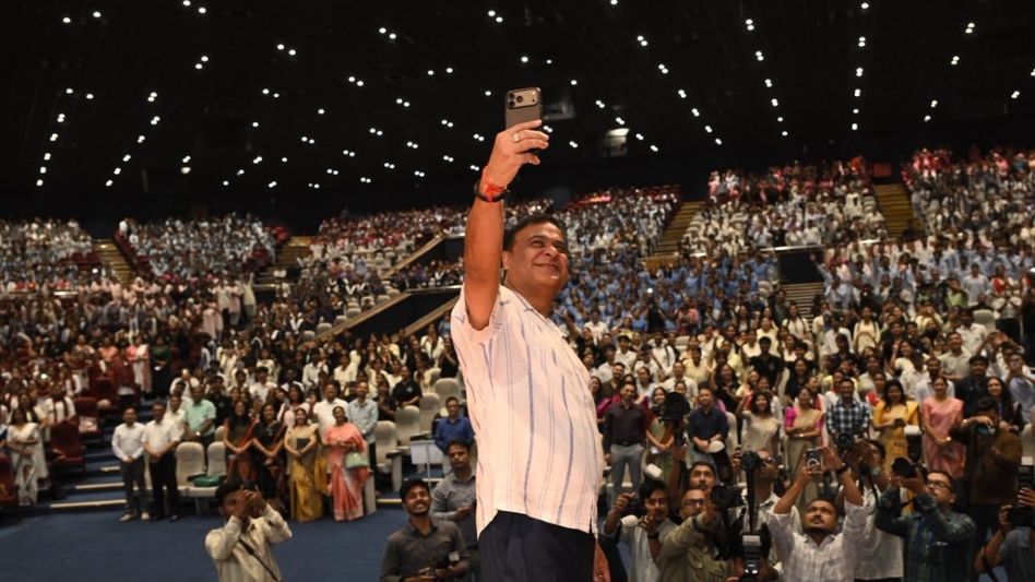 Assam to expand Nijut Moina, Nijut Babu schemes; 5.42 lakh students receive first instalment Assam to expand Nijut Moina, Nijut Babu schemes; 5.42 lakh students receive first instalment
