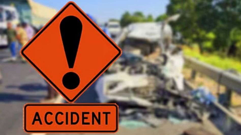 Three killed, three injured as car rams into truck in Assam’s Darrang after Durga Puja visits Three killed, three injured as car rams into truck in Assam’s Darrang after Durga Puja visits