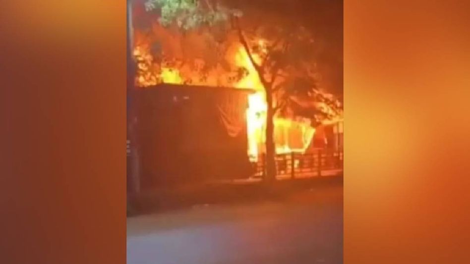 Assam: Massive fire guts roadside eatery near Dibrugarh court, gas cylinder explosion intensifies blaze Assam: Massive fire guts roadside eatery near Dibrugarh court, gas cylinder explosion intensifies blaze