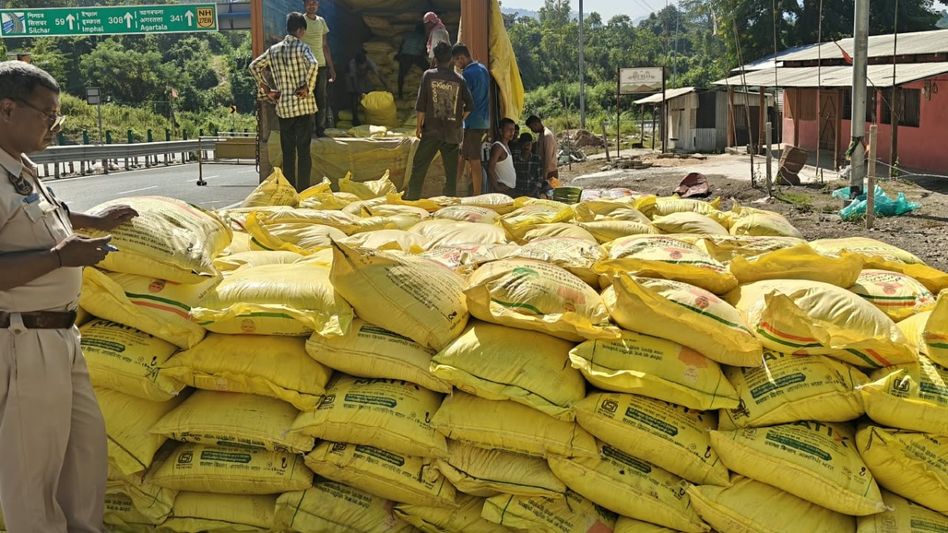 Assam: 700 bags of urea fertilizer seized in Assam’s Dima Hasao, two arrested Assam: 700 bags of urea fertilizer seized in Assam’s Dima Hasao, two arrested