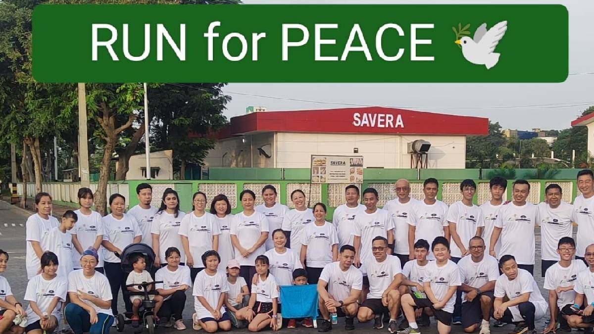 Manipur Army Officers lead Marathon for peace in Kolkata