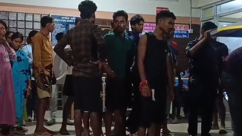 Assam: One dead, one injured in high-speed scooter crash in Chikni tea estate