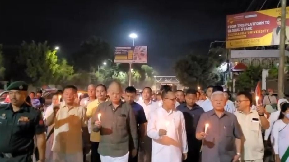 Manipur Congress stages candlelight march over alleged voter list irregularities