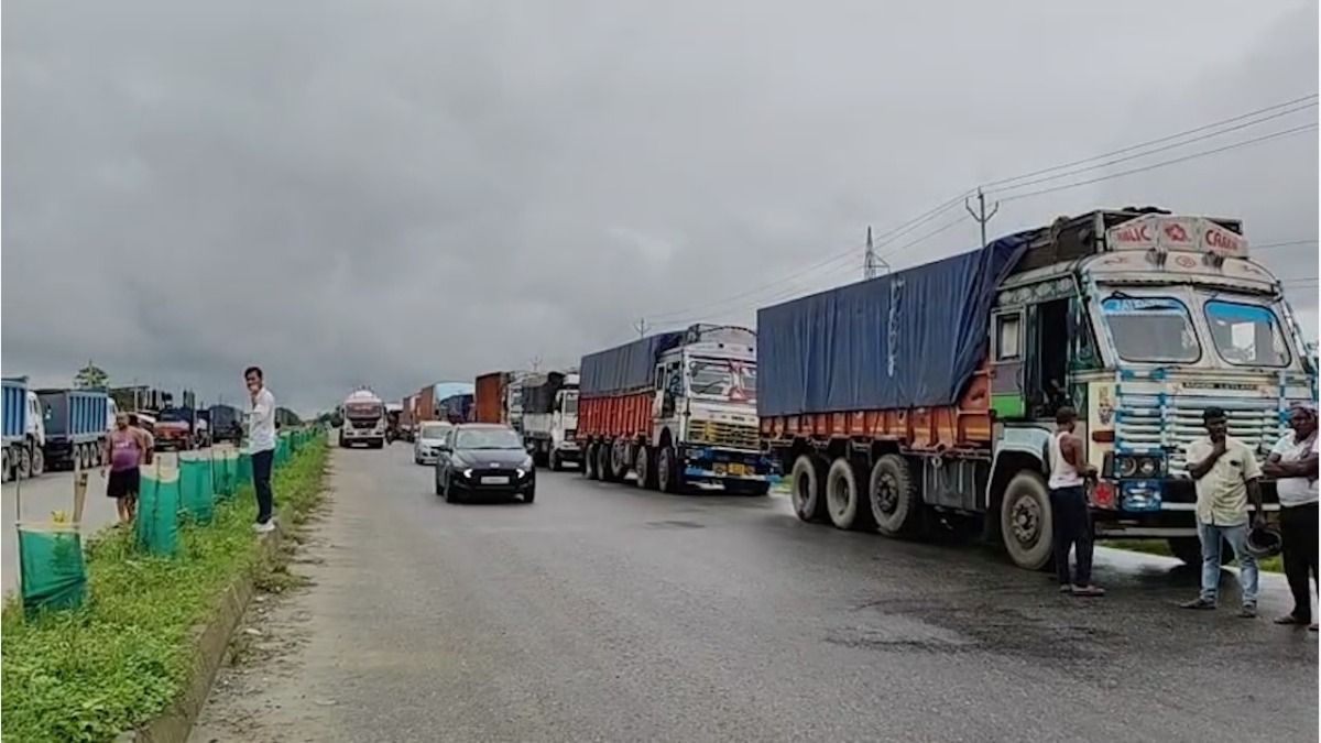 Assam: Moran community resumes indefinite economic blockade in Tinsukia over ST status demand