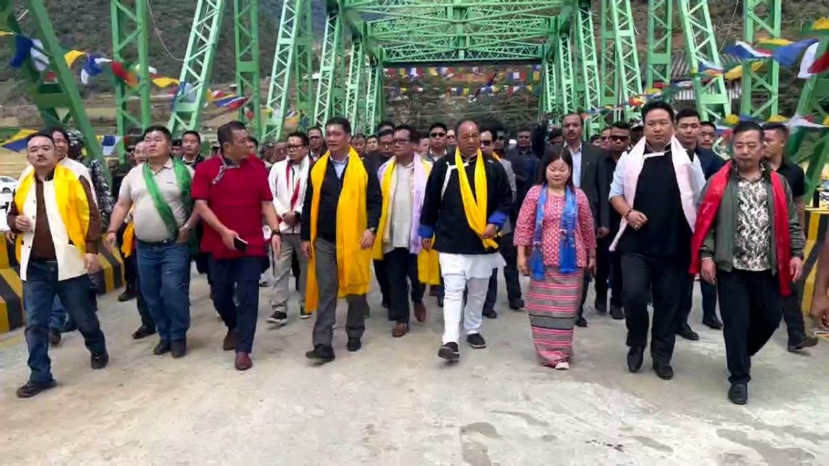 Arunachal CM inaugurates multi-crore projects in Dirang, urges voters to reject ‘cash-for-vote’ culture