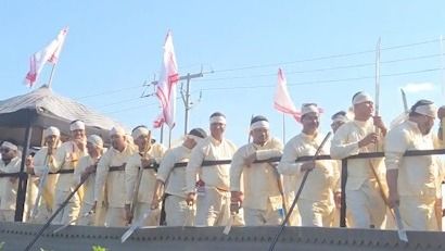 Assam: 1300 ‘Lachits’ march with Hengdang in hands to recreate Lachit Borphukan’s legacy