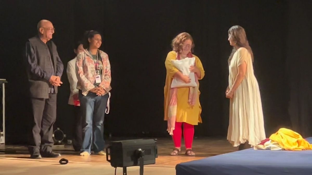 Mita Vashisht’s ‘Lal Ded’ captivates audience on day 3 of Arunachal Rang Mahotsav