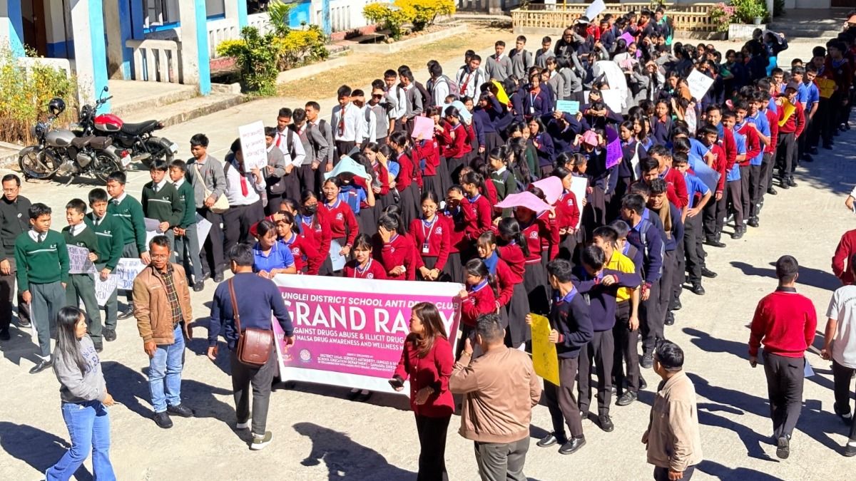 Mizoram's Lunglei hosts grand anti-drug rally, 600 students march against menace of substance abuse