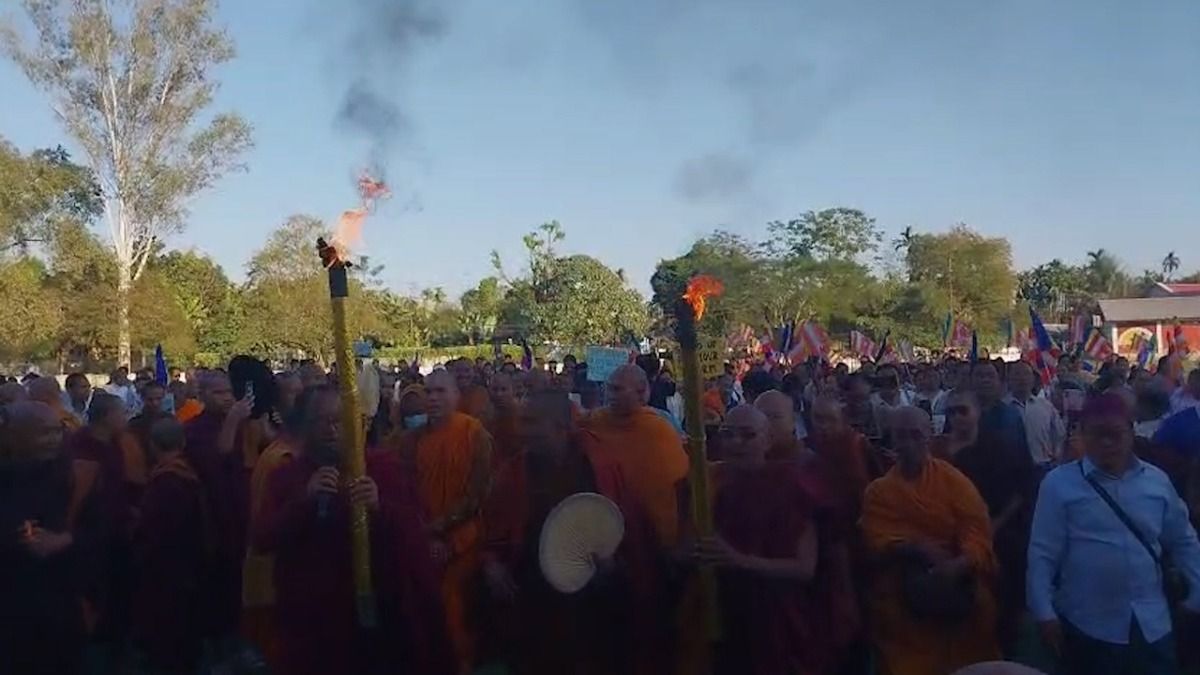 Arunachal: Grand mashal yatra held in Namsai against repeal of Bodh Gaya Temple Management Act 1949