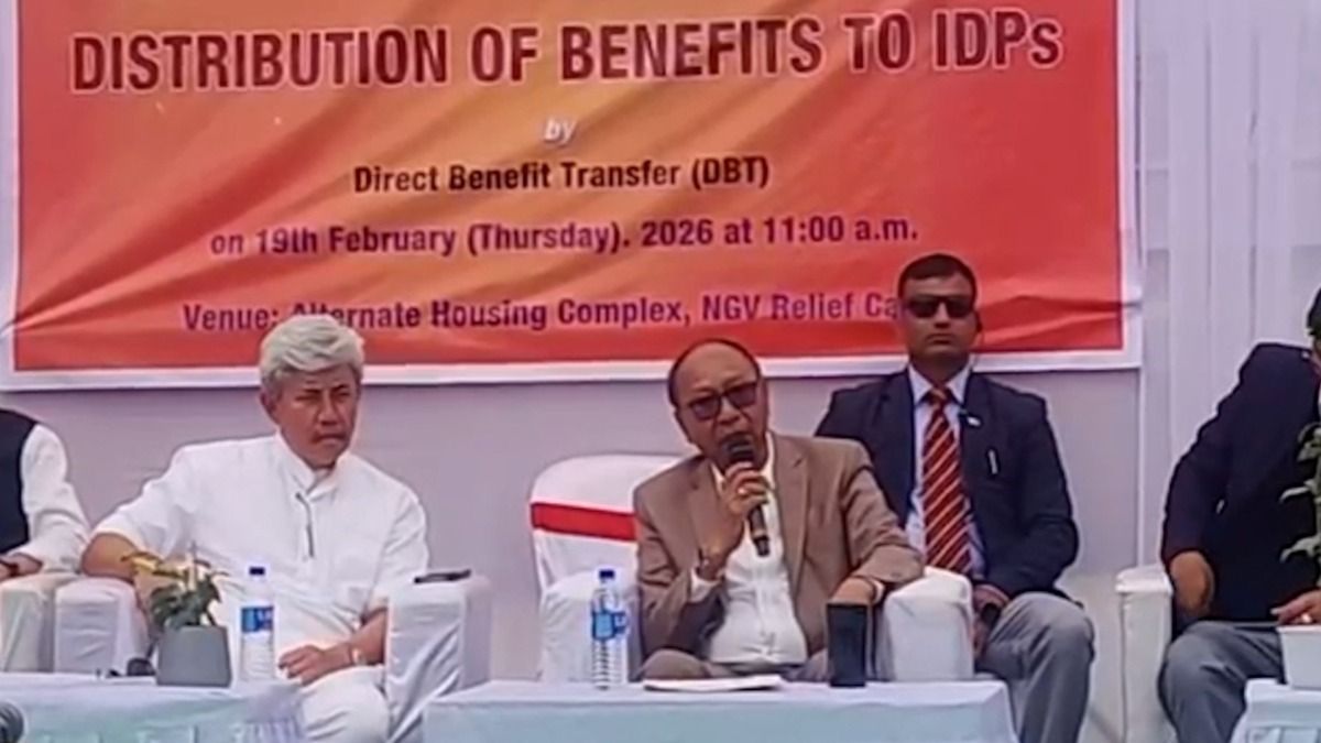 Manipur CM rolls out financial aid worth Rs 32 crore to nearly 19000 displaced persons through DBT