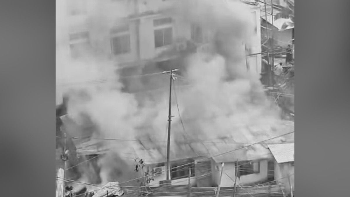 Houses gutted in Arunachal's Hapa village fire; delayed response draws flak